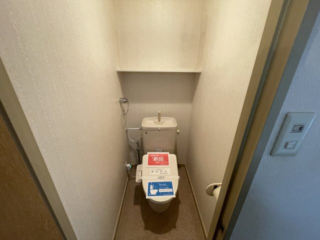 サニーハイツMAの玄関|別部屋同一間取りのお写真となります。