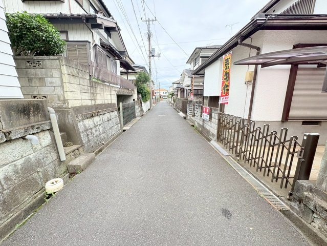 川越市霞ケ関北4丁目　建築条件なし売地　東武東上線『霞ヶ関駅』徒歩15分　【霞ヶ関北小学区】の前面道路含む現地写真