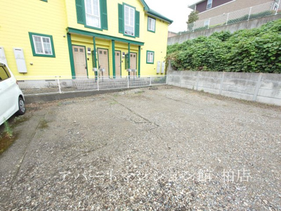 【駐車場】 | ケンコーポラス
