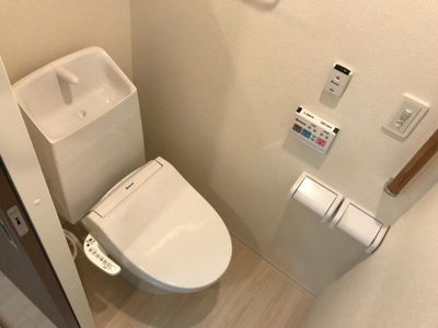 【トイレ】 | エクシード | 冬も快適温水暖房便座