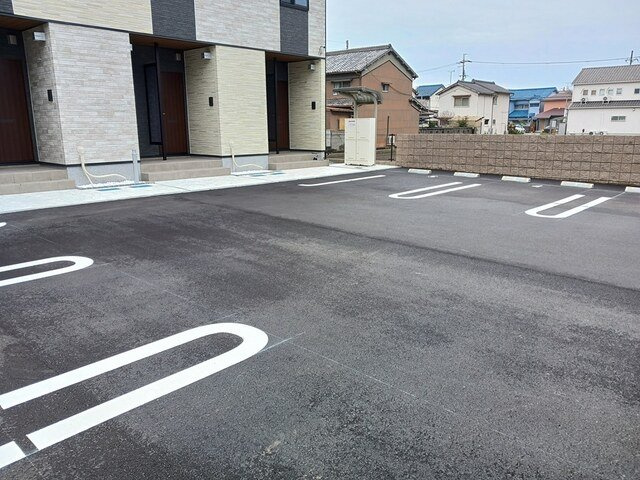 リバーテラスⅠの駐車場
