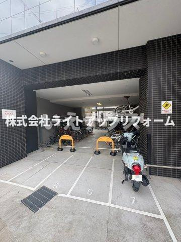 エスリードレジデンス神戸兵庫駅前の駐車場