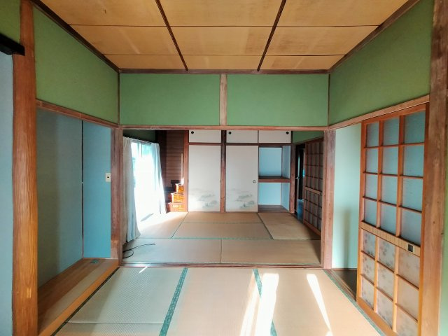原分町一戸建の和室