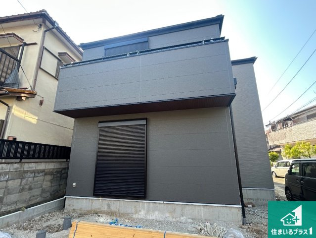 堺市東区日置荘西町　新築一戸建ての外観|現在建築中！落ち着いた街並みで新生活を始めることが出来そう！周辺の物件も併せてご紹介させて頂きます！