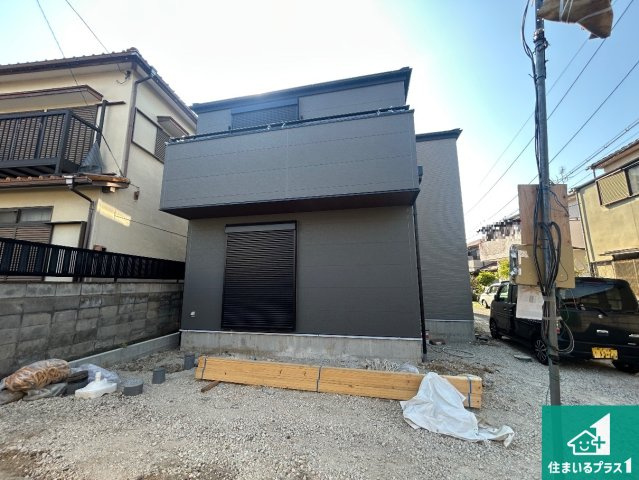 堺市東区日置荘西町　新築一戸建ての外観|現在建築中！落ち着いた街並みで新生活を始めることが出来そう！周辺の物件も併せてご紹介させて頂きます！