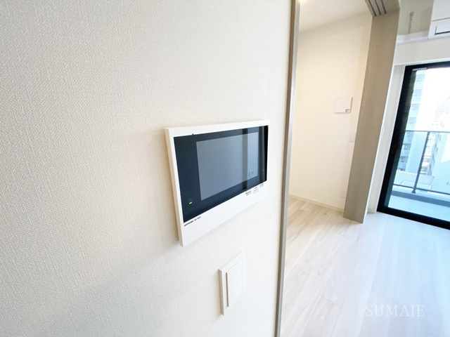 シーズンフラッツ東十条のセキュリティ|モニター付きインターホンです☆