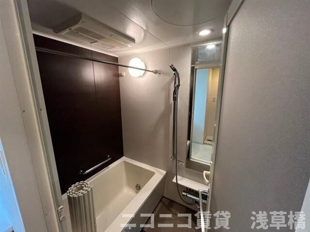 日神デュオステージ浅草の浴室