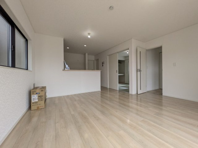 【居間・リビング】 | 広島市南区向洋新町３丁目No.1