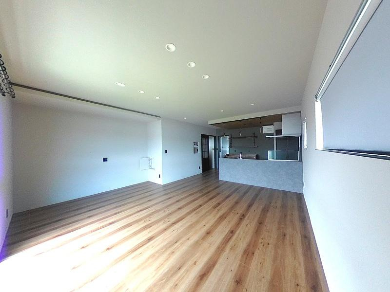 高知市大津乙　中古戸建ての居間・リビング