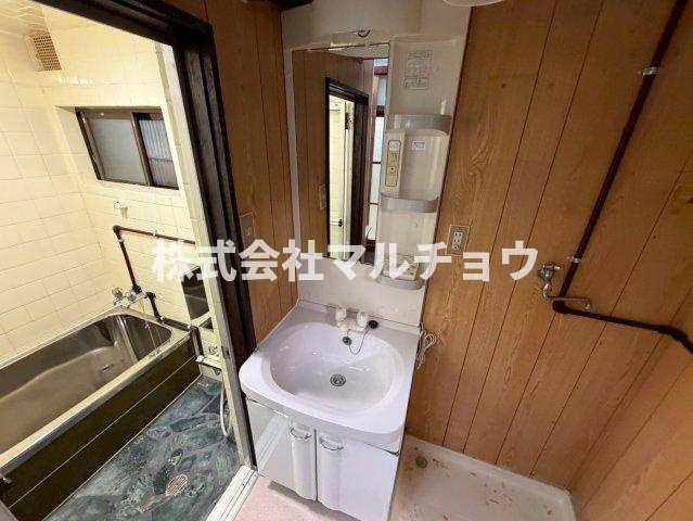 湊一戸建ての独立洗面台|独立洗面台です