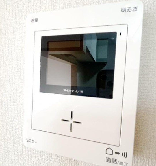 ラベルヴィ聖蹟A棟のセキュリティ|※別号室参考写真です