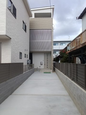 【駐車場】 | 【府中町本町２】利便性と教育環境を兼ね備えた、子育て家族の味方になる街♪