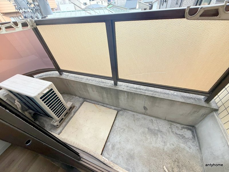ウエンズ緑橋　仲介手数料無料のバルコニー