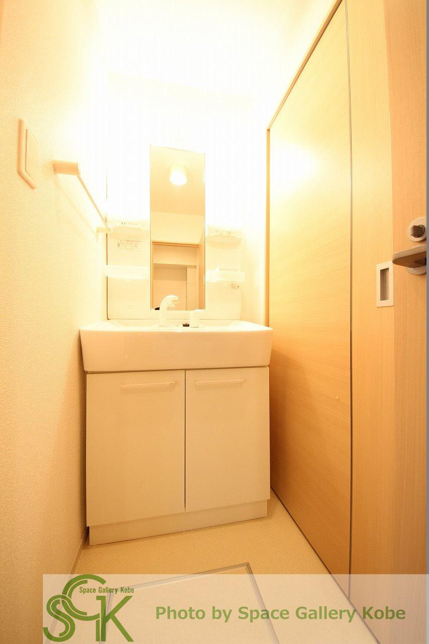 クラウンヒルズ有瀬の洗面所|※お部屋により仕様が異なる場合があります。