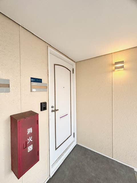 プラザ　マロニエの玄関