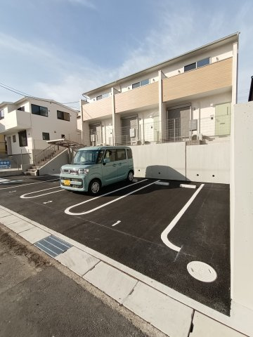 HORTENSIAの駐車場