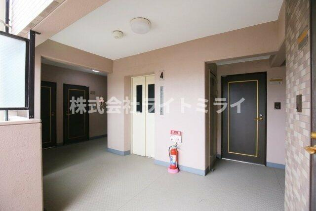 ライオンズマンション駒込第七のロビー| 