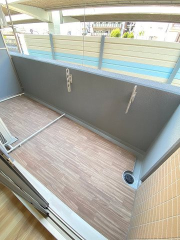 セレニテ甲子園プリエのバルコニー
