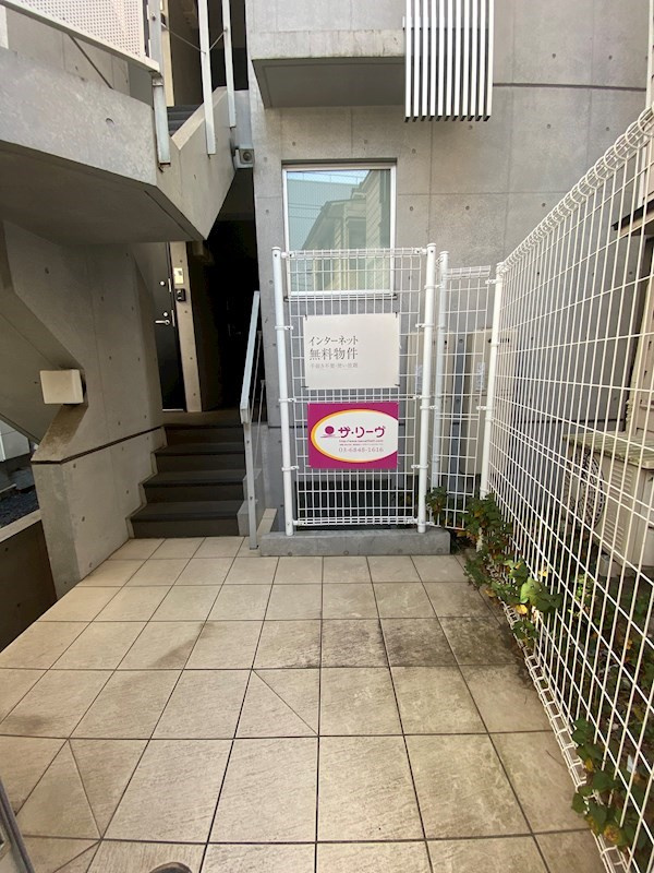 トレスコート目黒本町のロビー
