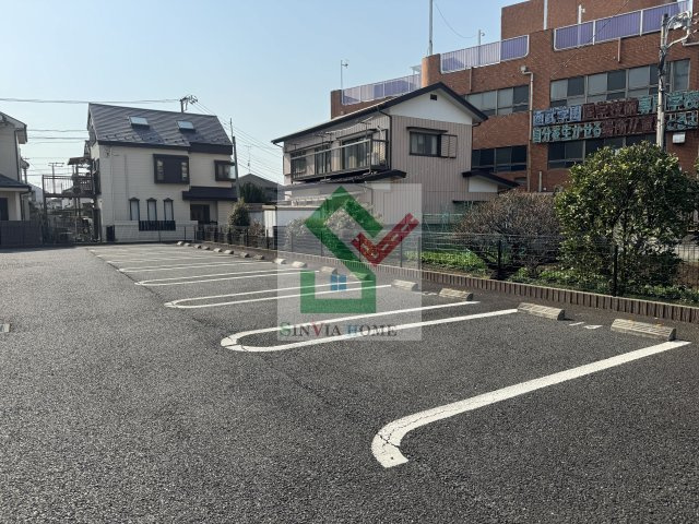 プリマヴェーラエルモッサの駐車場