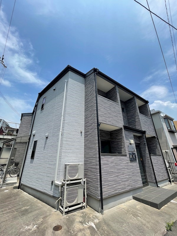 クレセント西代の外観