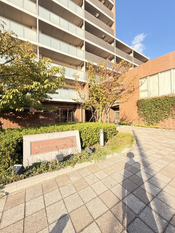 サニープレイス西芦屋　2号館のエントランス