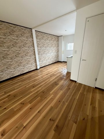 スリール住吉山手の居間・リビング