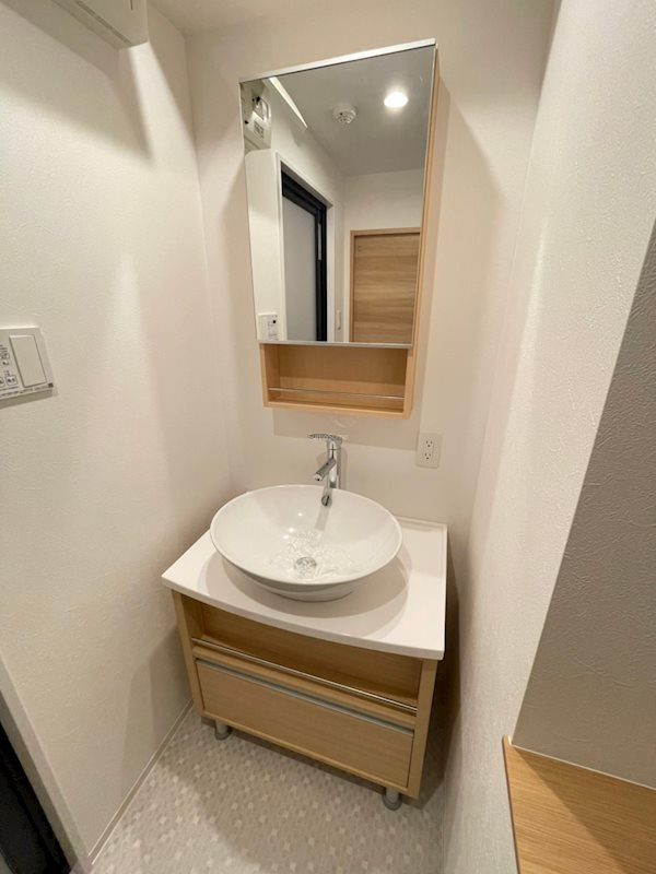Uresidence Temmabashiの洗面所