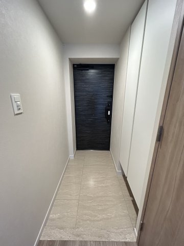 S-RESIDENCE谷町六丁目aloの玄関
