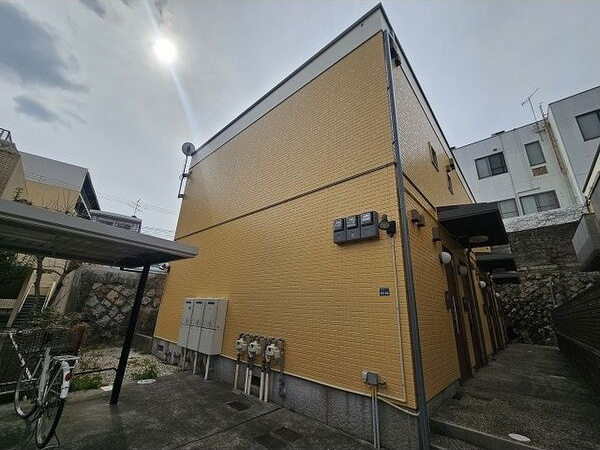 ウィズ諏訪山B棟
