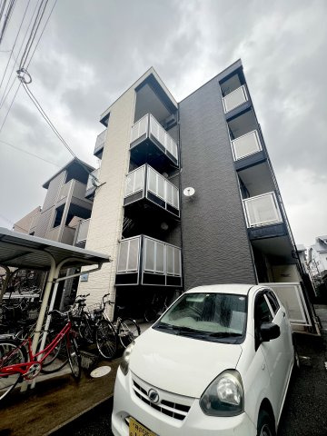 レオパレスル コントワールⅥの外観