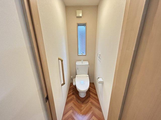 宝生町貸家のトイレ
