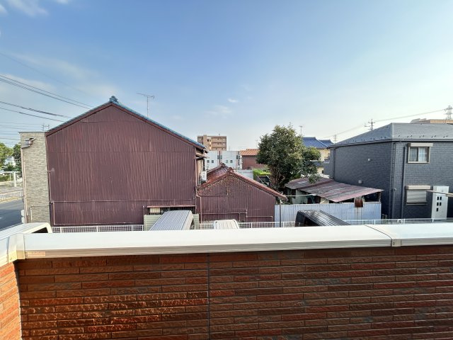 宝生町貸家の展望