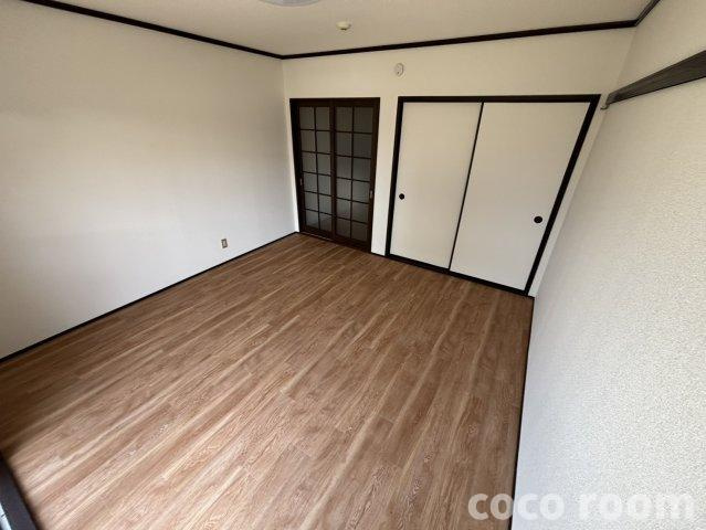 ロジュマンIの居間・リビング