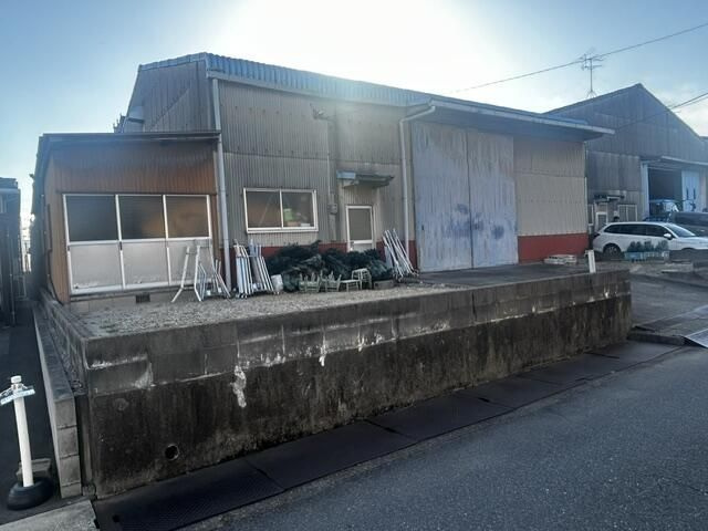 小島貸倉庫