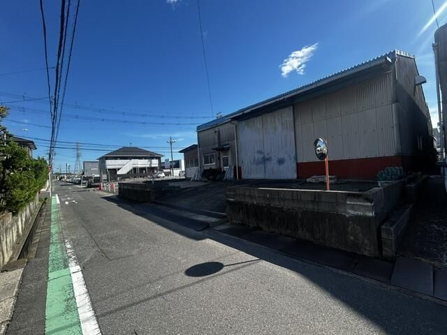 小島貸倉庫の外観