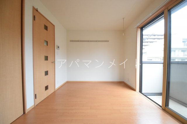 【居間・リビング】 | サンライズアベニュー | 戸塚周辺ならアパマンメイトへＬｅｔｓ Ｇｏ ！