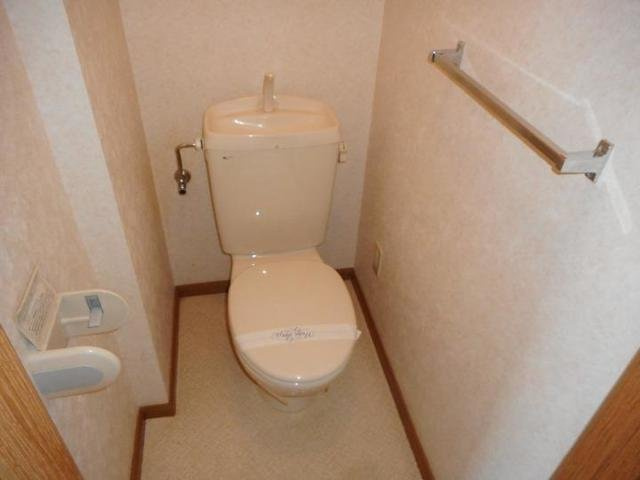 ラフィーネ　木下のトイレ|ゆったりとした空間のトイレです