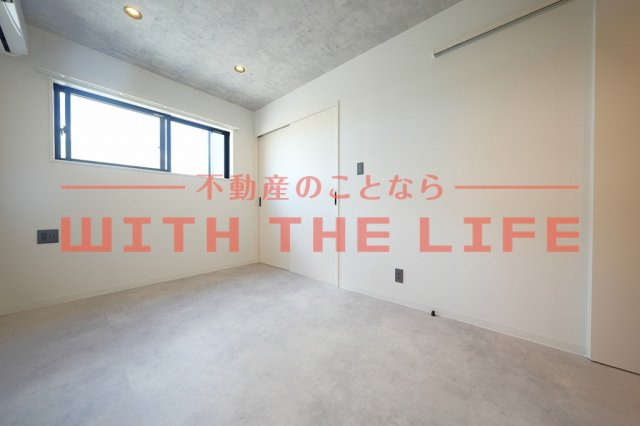 Revive聖マリア病院前【キャッシュバック対象物件】の居間・リビング|同施工会社の類似物件の写真です。
※同シリーズ別物件の写真　※現状優先
