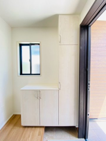 よかタウン／菊池郡菊陽町大字原水4期／１号棟の玄関