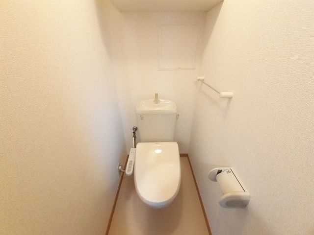 ネオ　ハイム　摂津のトイレ
