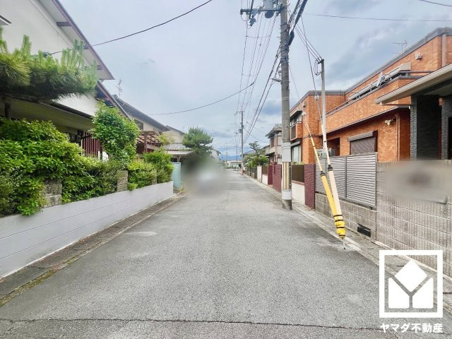 伏見区久我御旅町の前面道路含む現地写真