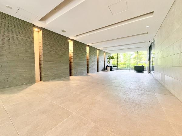 ル・サンク守口のロビー|■物件内覧・資金計画相談・住宅ローン相談、リフォーム相談、お問合せ受付中■
※当日・翌日のご内覧、ご相談はお電話でのお問合せがスムーズです！