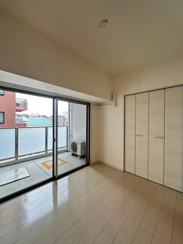 MODERN ASPIRATION平尾駅前の洋室