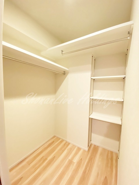 藤沢市羽鳥１丁目の賃貸マンションの収納