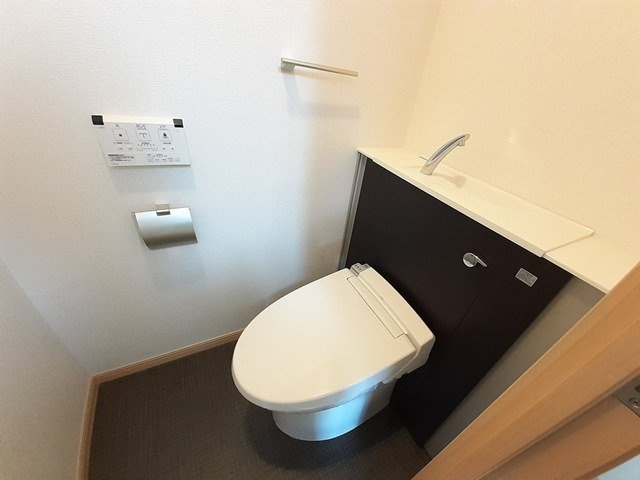 【トイレ】 | サンモントレ島頭 | シンプルで使いやすいトイレです
