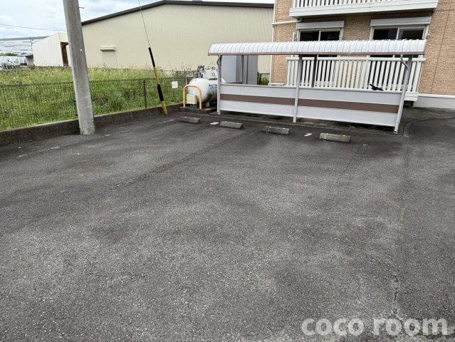 セジュール築地　Dの駐車場