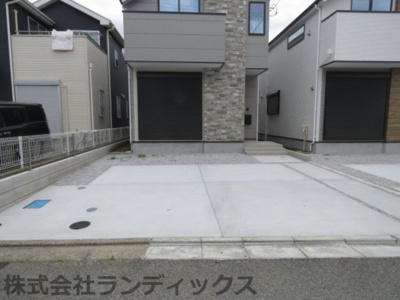 【駐車場】 | 昭島市緑町５丁目新築　１号棟 | カースペース２台分あり　建物完成済み