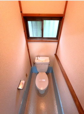 【トイレ】 | ハイムウチノ | 落ち着いた色調のトイレです