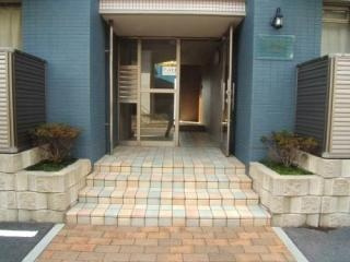 【エントランス】 | ステラ箱崎６１１